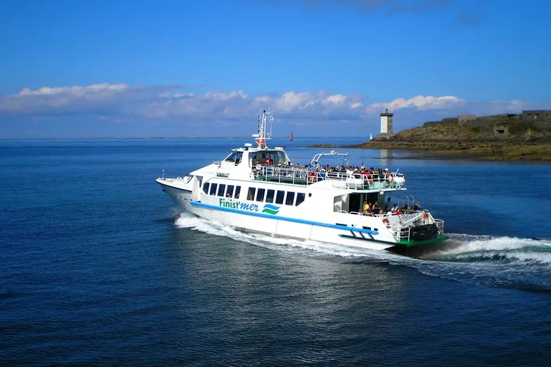 Discover the 15 islands of Ponant!